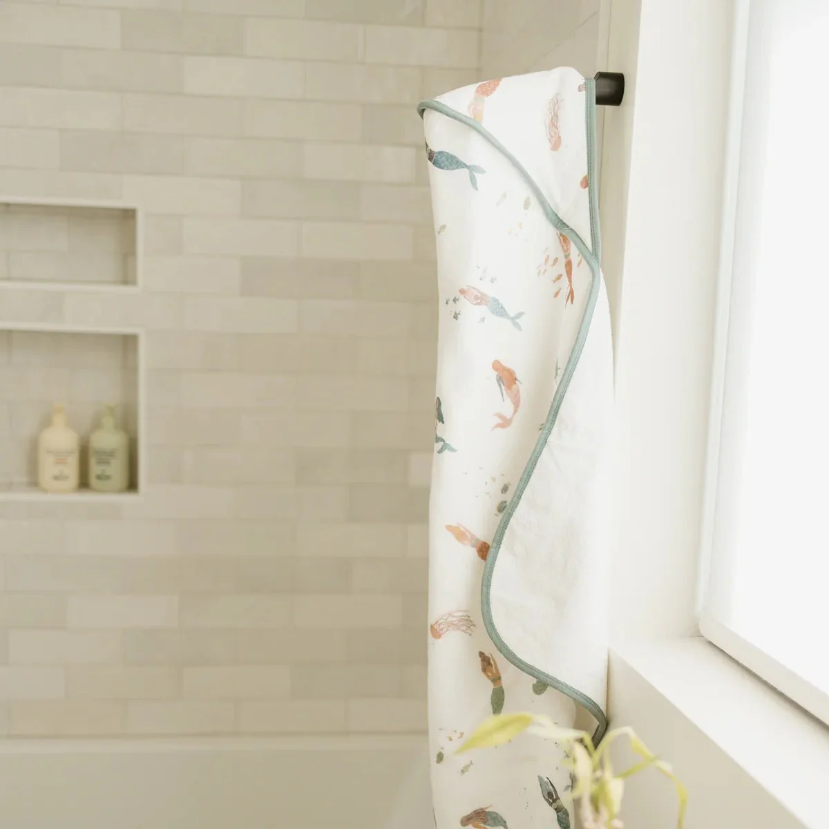 Infant Hooded Towel: Mermaids - Image 2