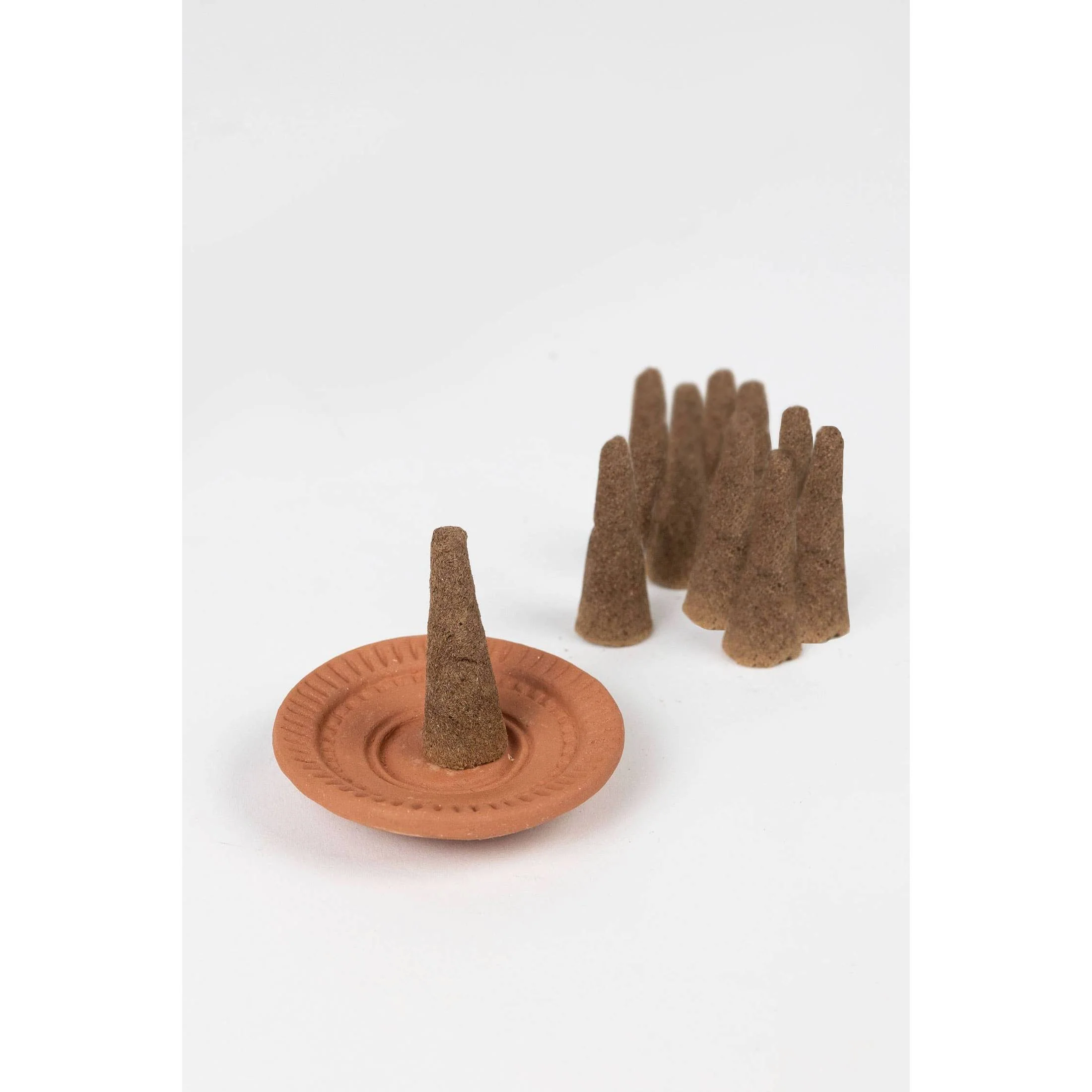 Jasmine Cone Incense Set - Image 2