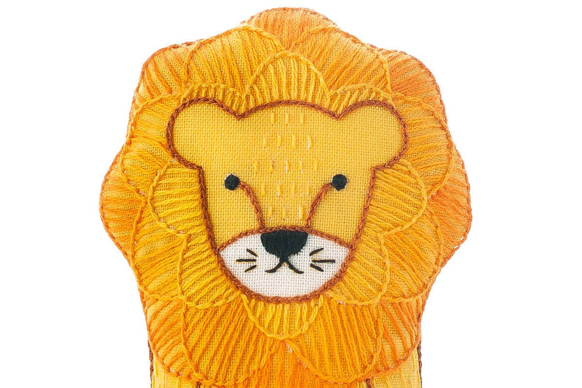 Stuffed Lion Embroidery Kit - Image 3