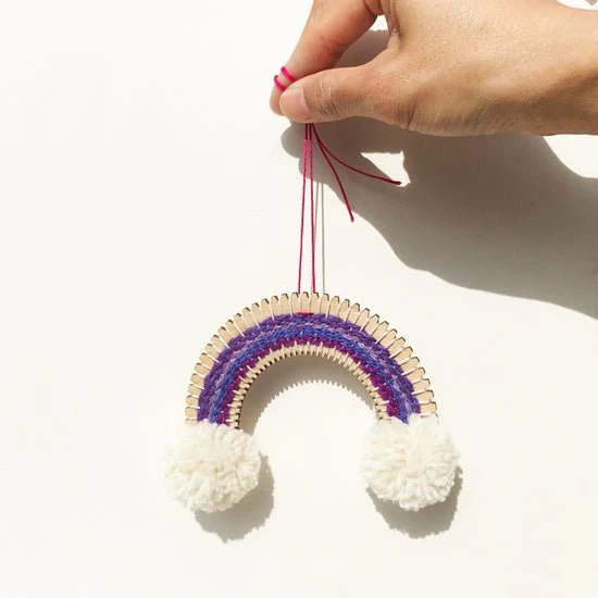 Mini Rainbow Loom - Image 2