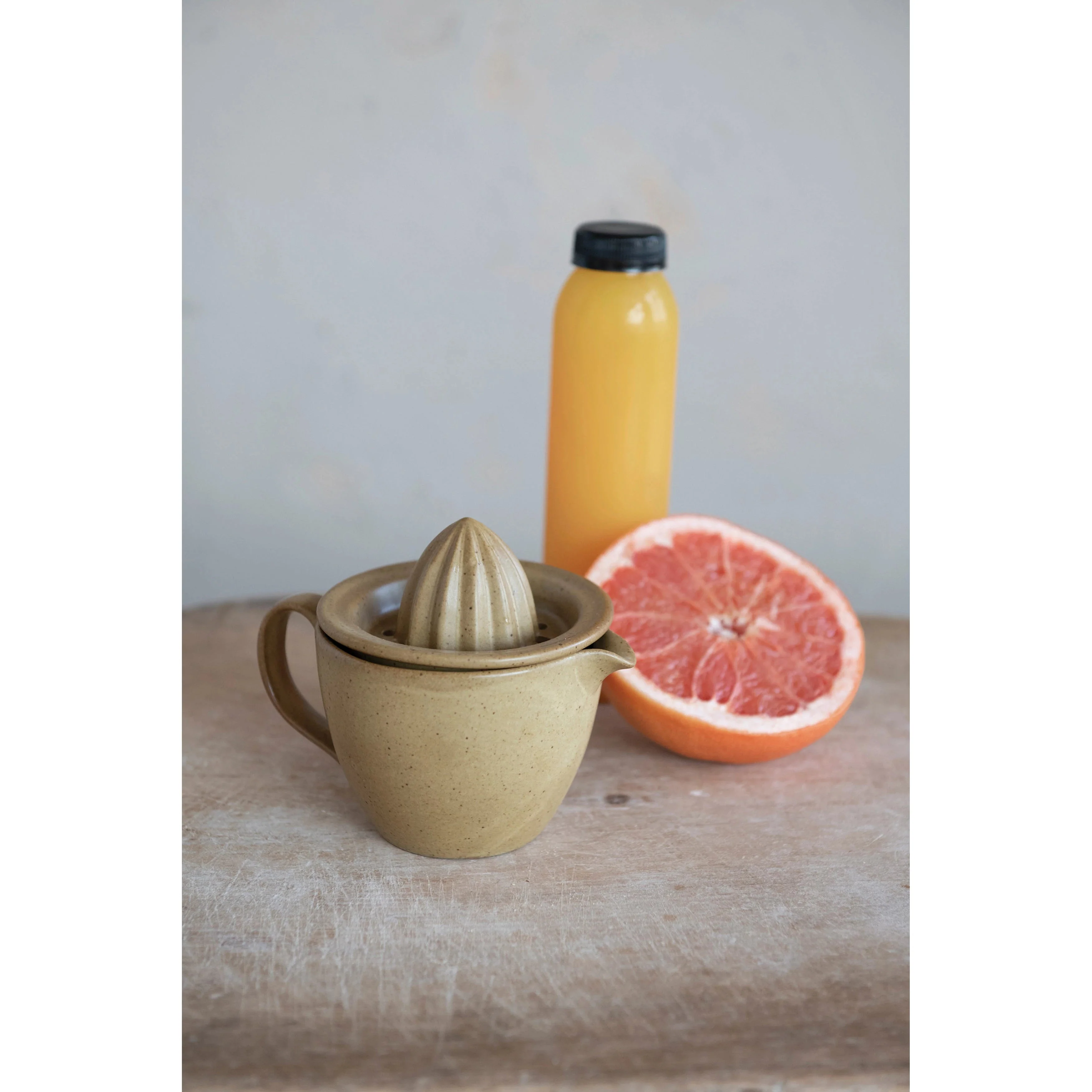 Matte Dijon Citrus Juicer - Image 3