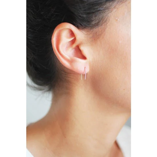 Mini Arc Minimalist Wire Earrings - Image 2
