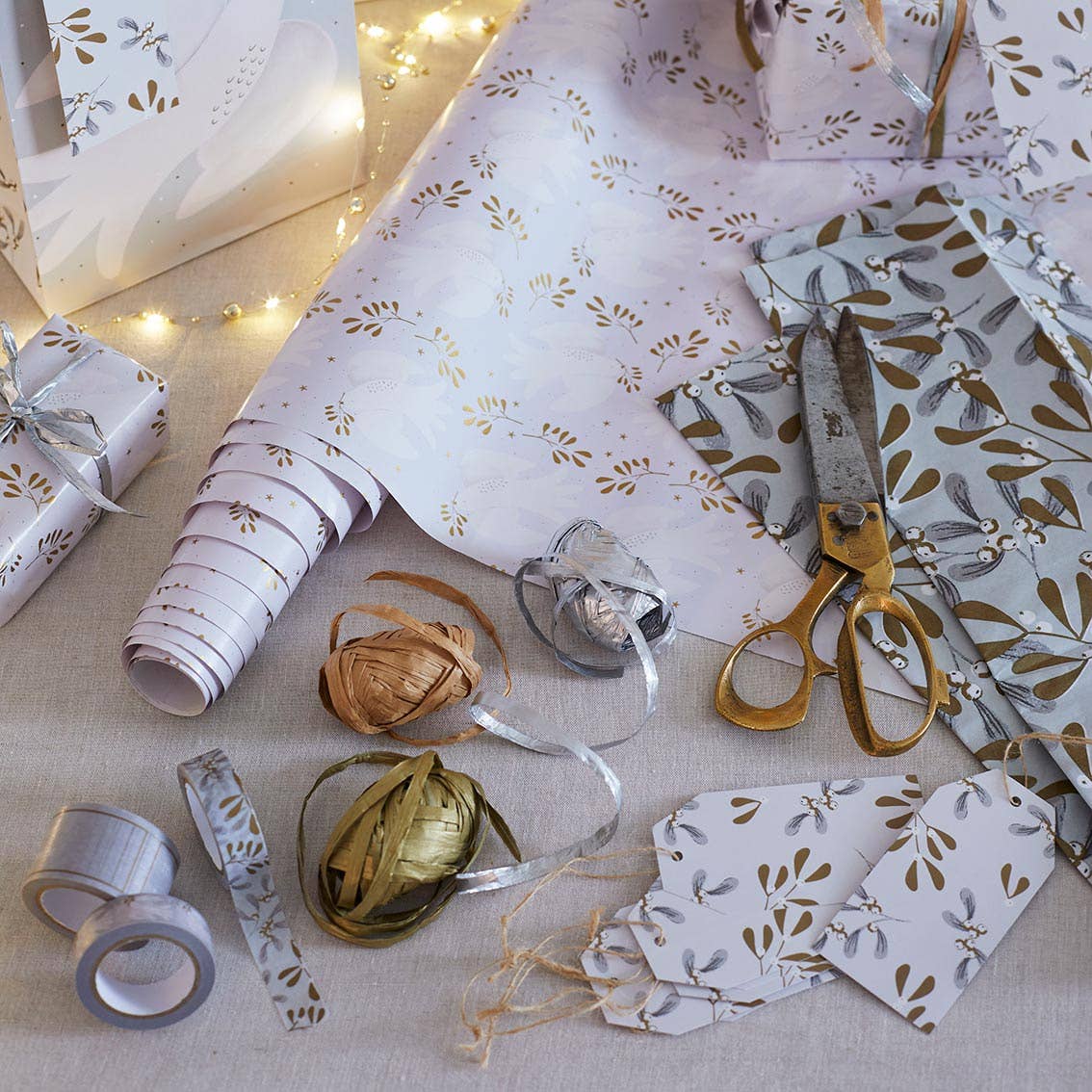 Mistletoe Christmas Paper Tape - Image 4