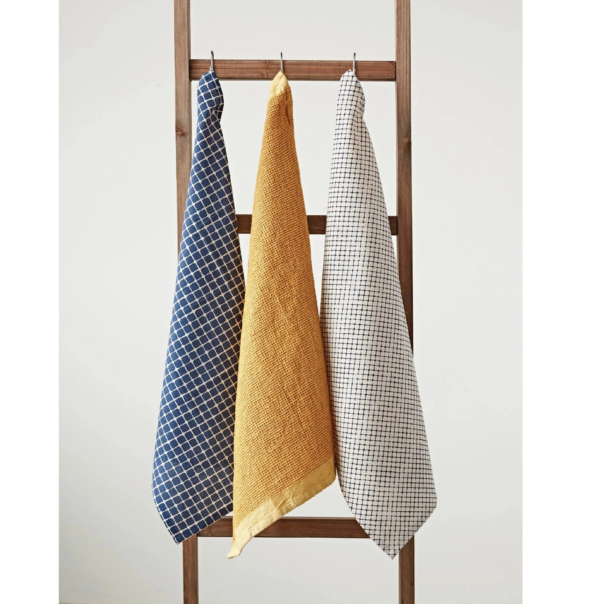 Modern Kitchen Tea Towel Set - Image 2