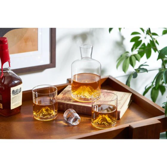 Mountain Liquor Decanter - Image 3