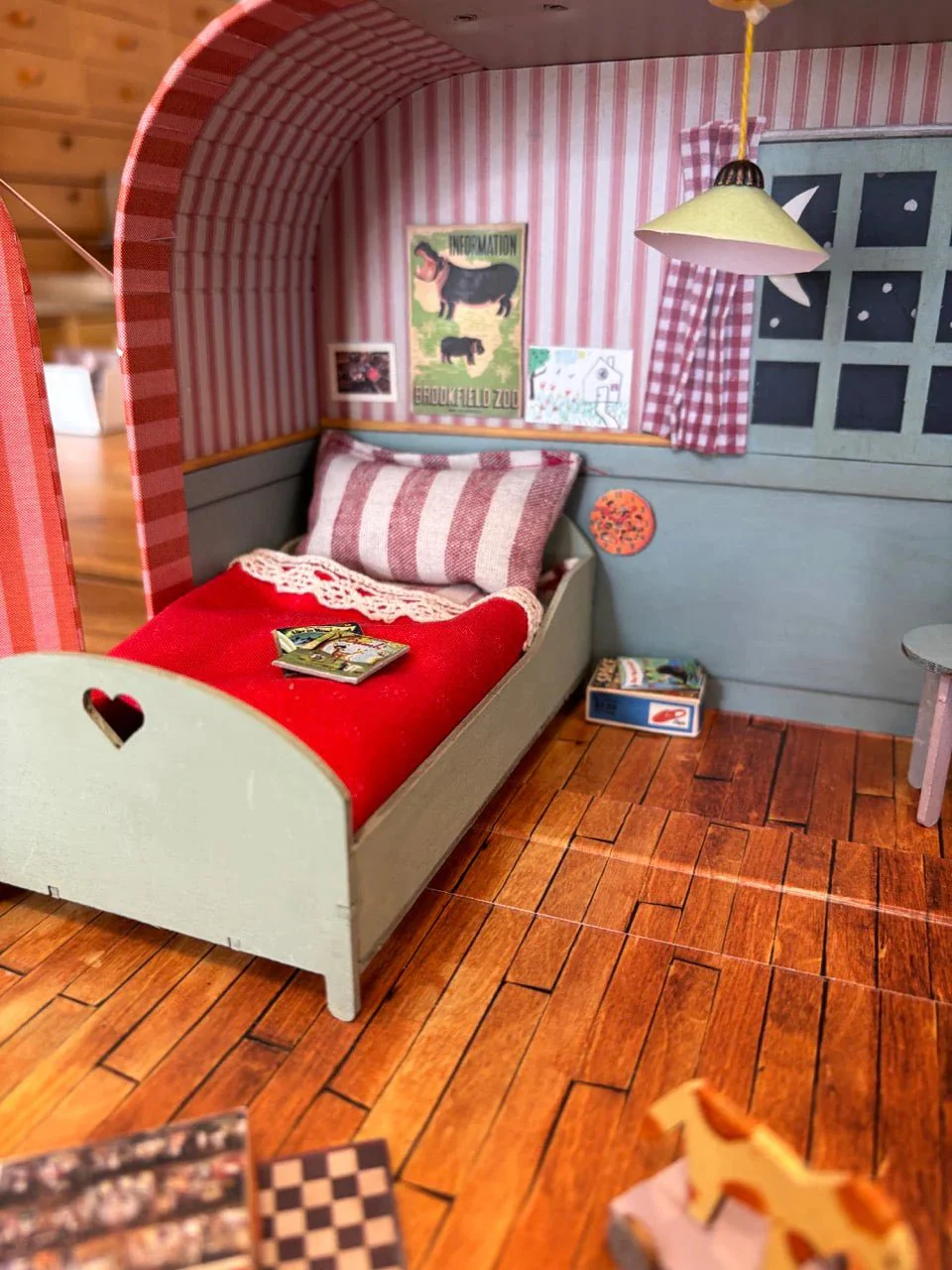 Mouse Mansion To Go: Bedroom - Image 7