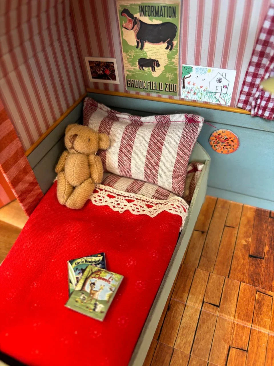 Mouse Mansion To Go: Bedroom - Image 9