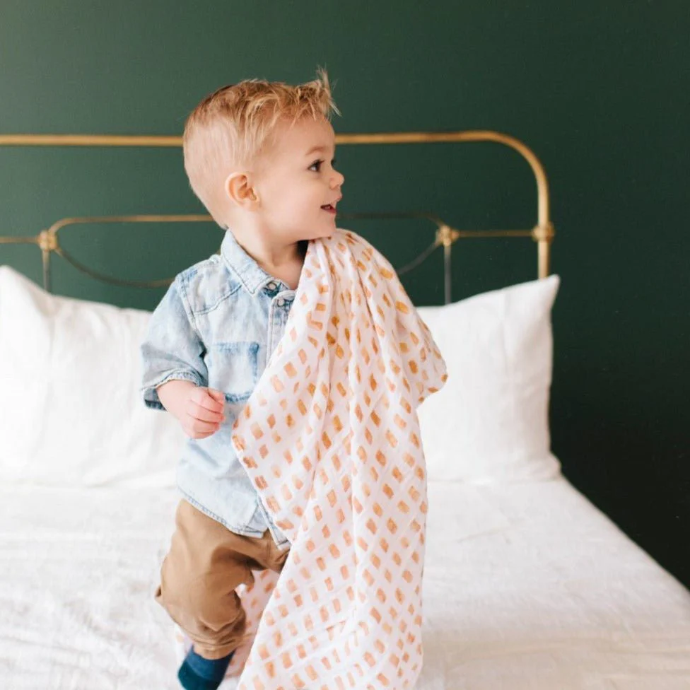 Cotton Muslin Swaddle 3 Pack: Gator - Image 6
