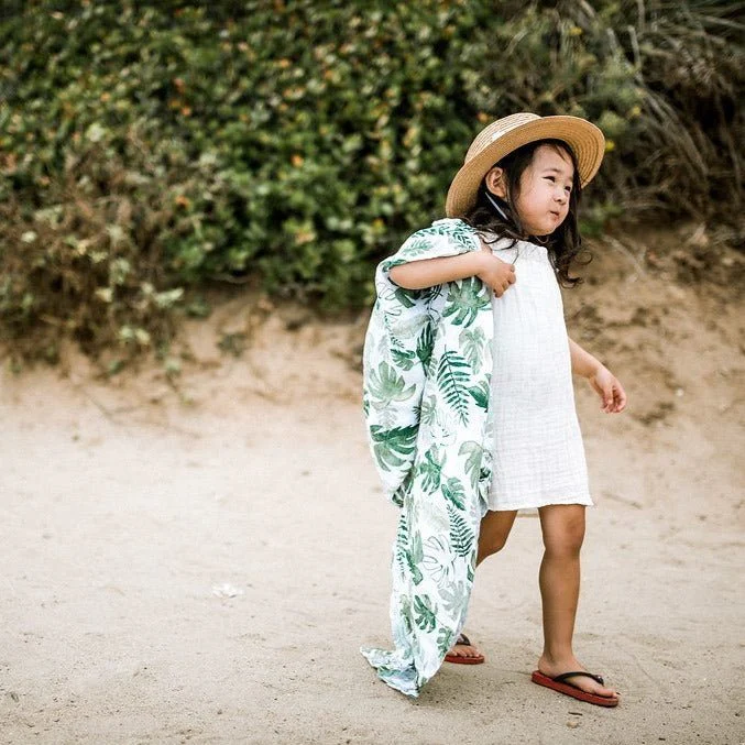 Cotton Muslin Swaddle: Tropical Leaf - Image 4