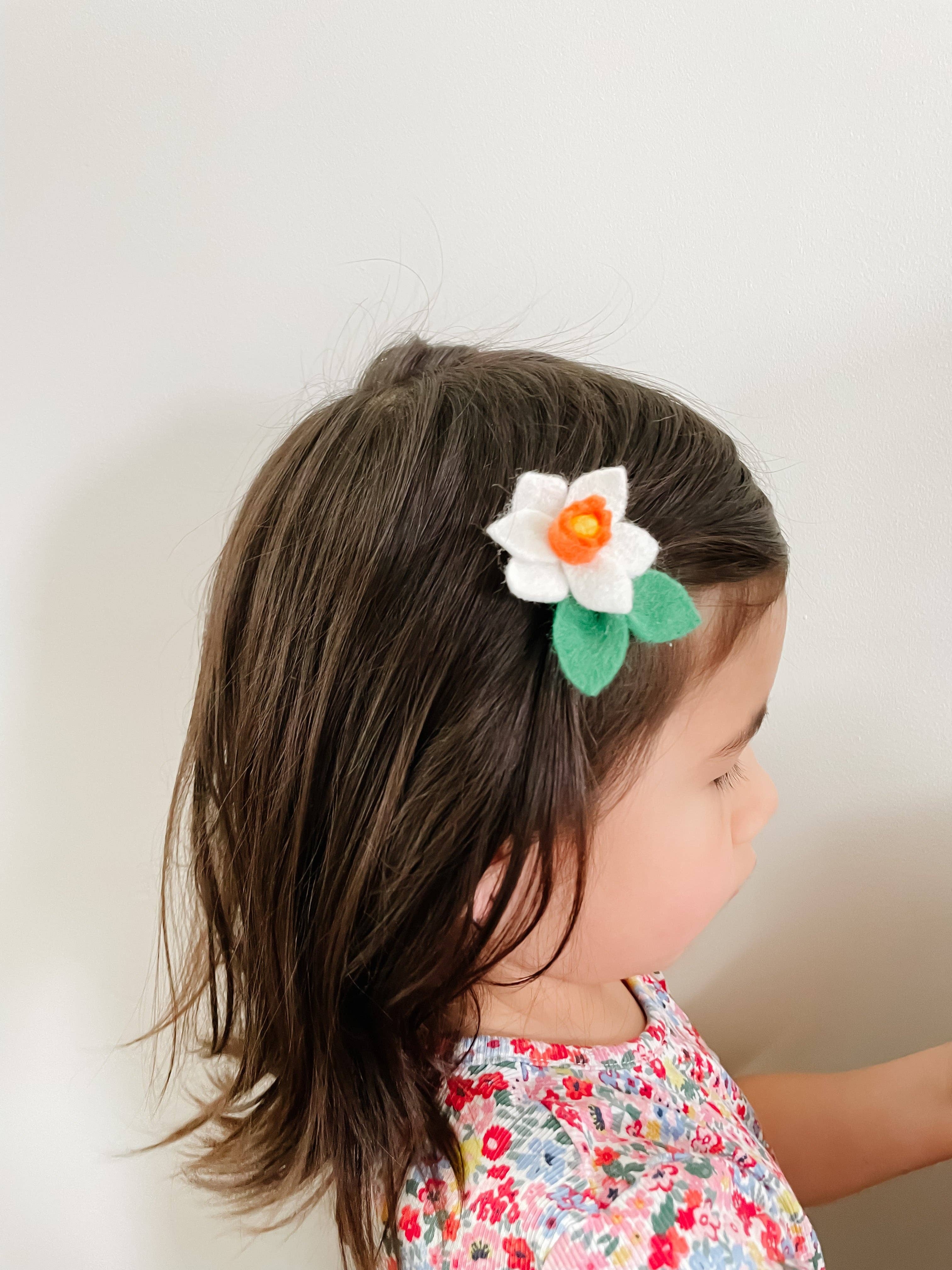 Narcissus Hair Clip - Image 2