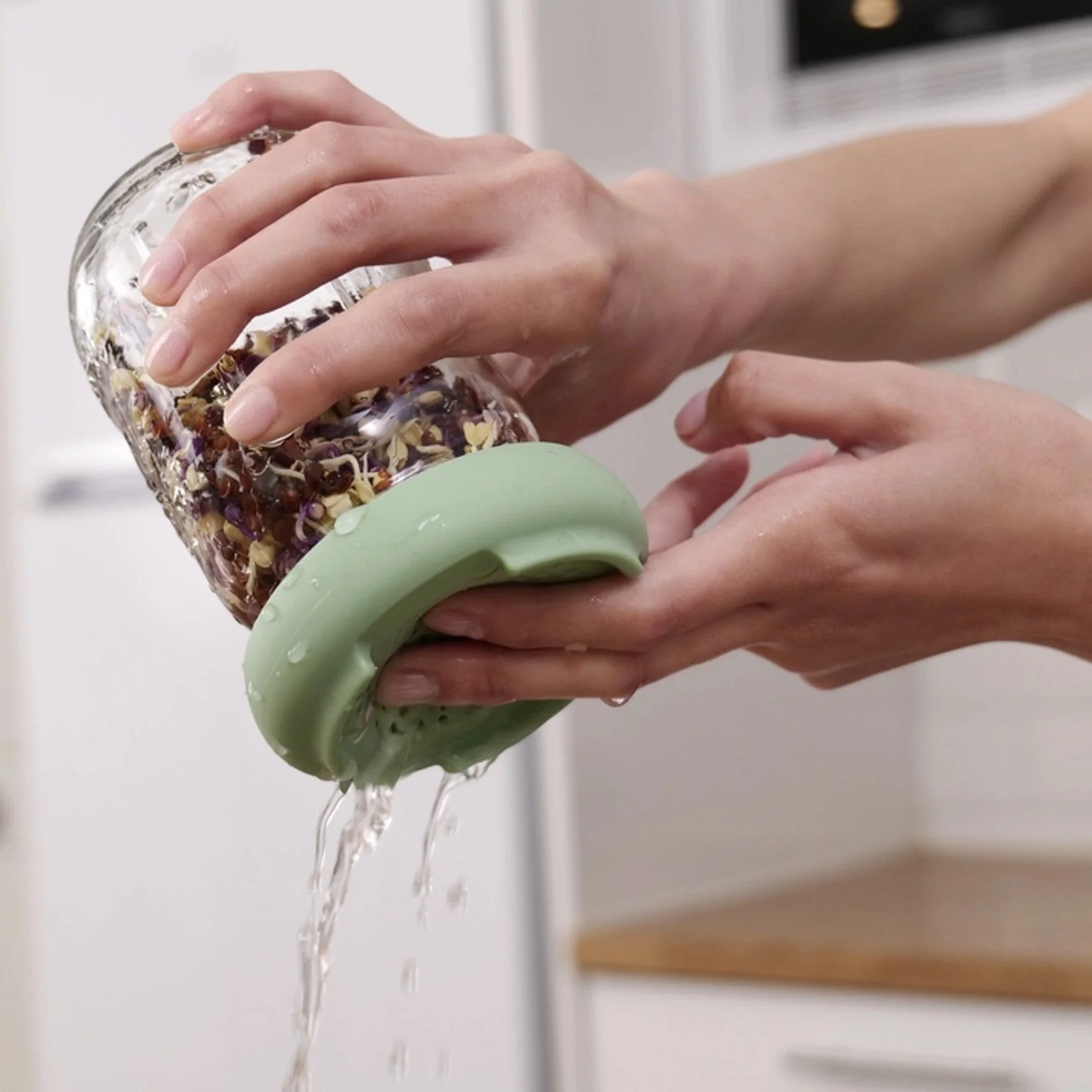 Sprout Hugger - Image 3