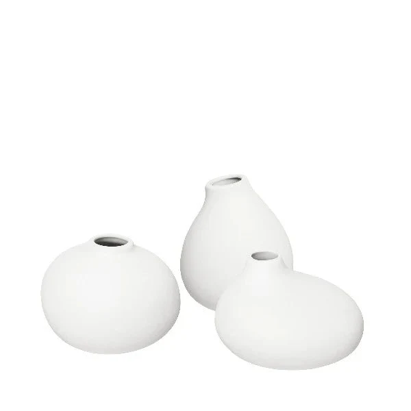 NONA Porcelain Mini Vase Set - Image 2