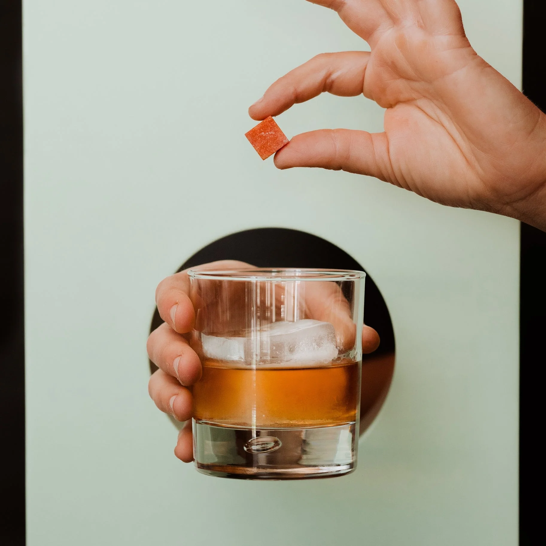 Old Fashioned Cocktail Cubes - Image 2