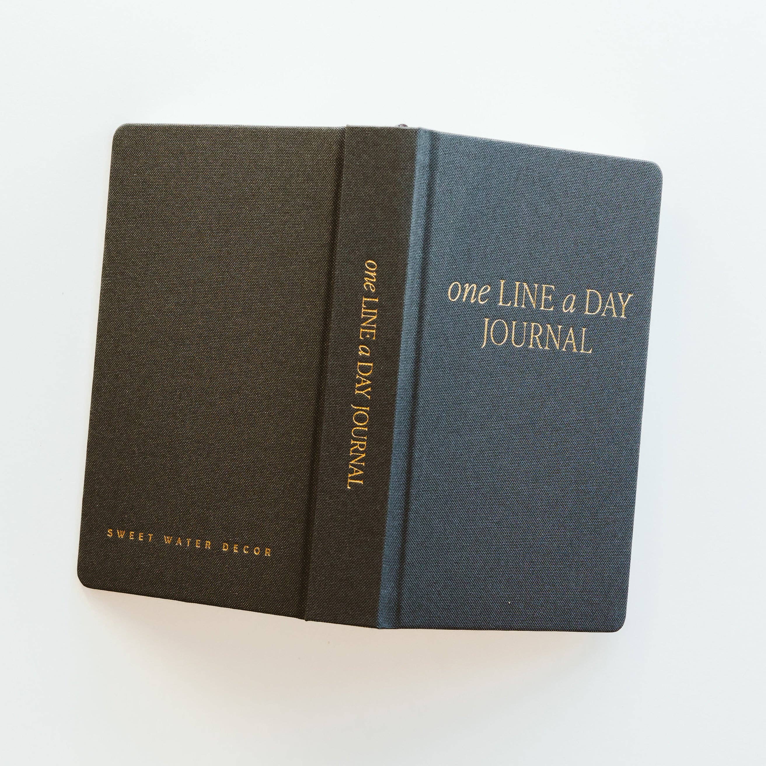One Line A Day Fabric Journal - Black - Image 3