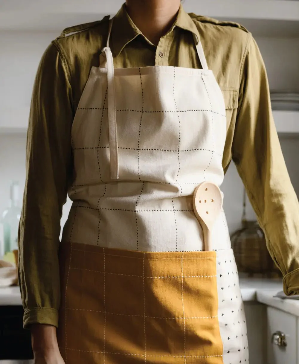 Organic Cotton Adjustable Bib Apron - Image 4