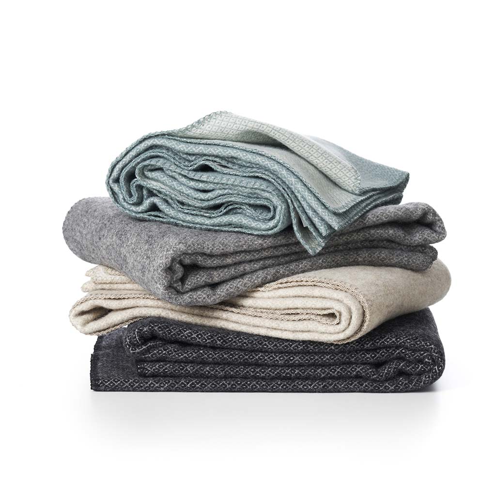 Peak Merino Wool Throw: Natural Beige - Image 2