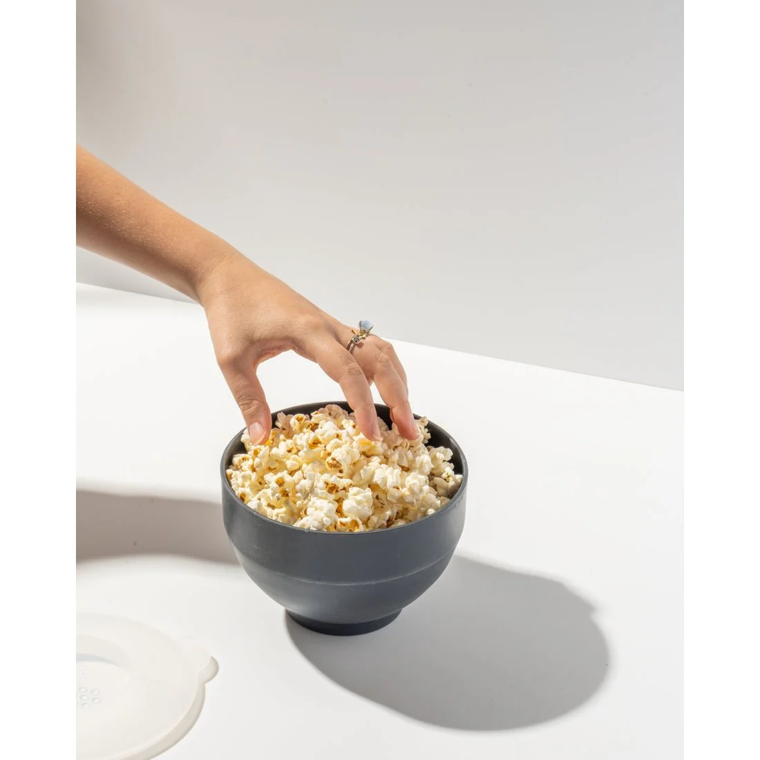The Popper: Personal Microwave Popcorn Popper - Image 4