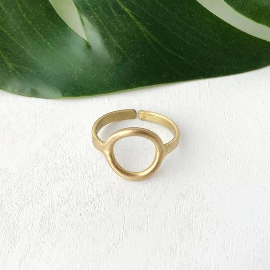 Petite Circle Ring - Image 2