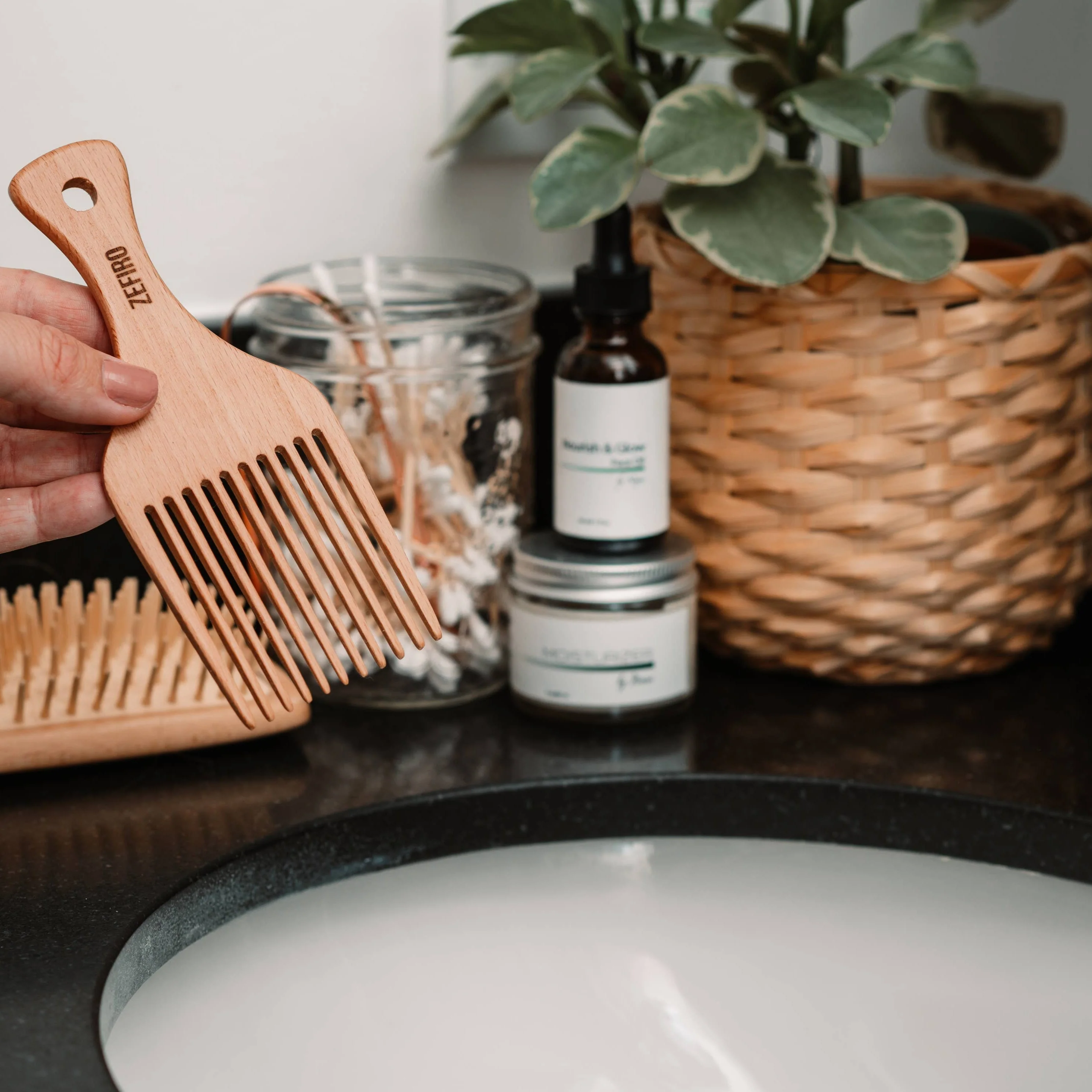 Pick - Hair Comb - Image 2