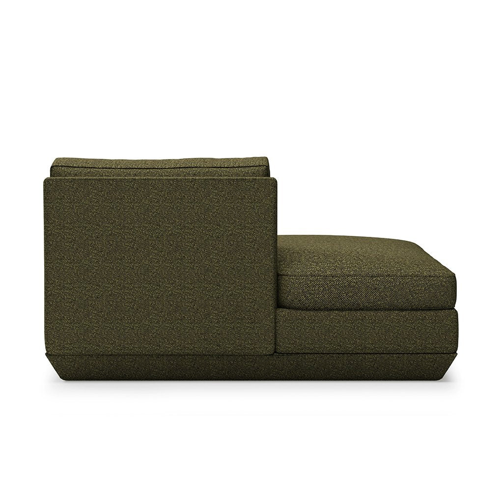 Podium Lounge - Image 10