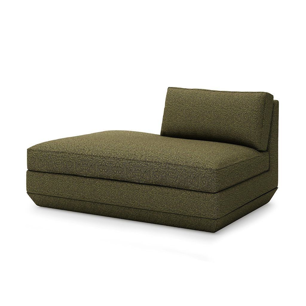 Podium Lounge - Image 15