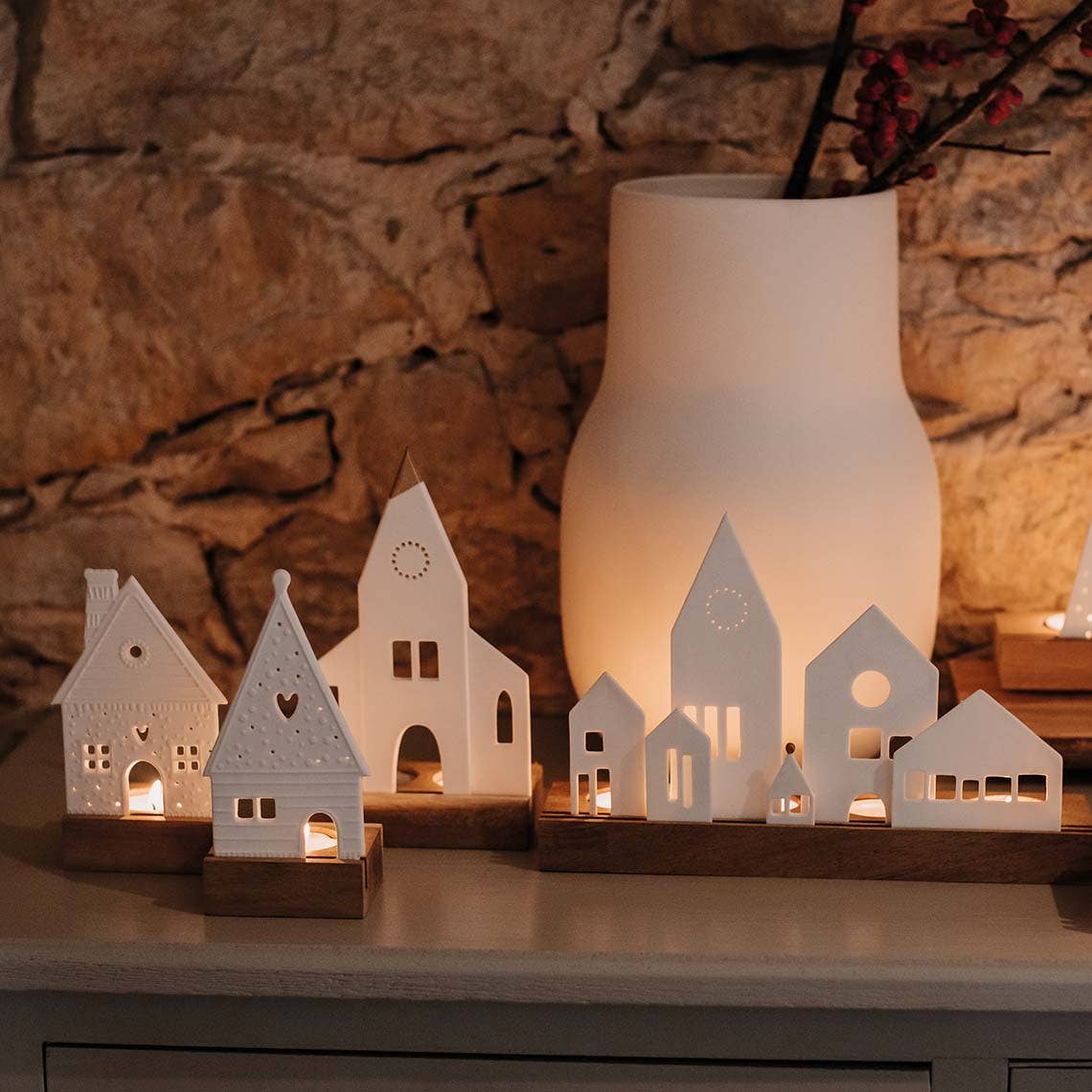 Porcelain & Acacia Village Tealight - City - Image 3