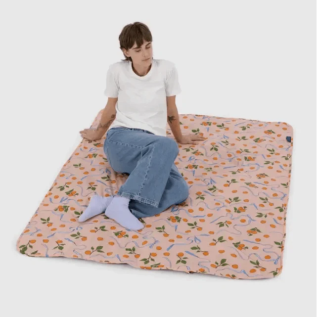 Puffy Picnic Blanket - Image 13