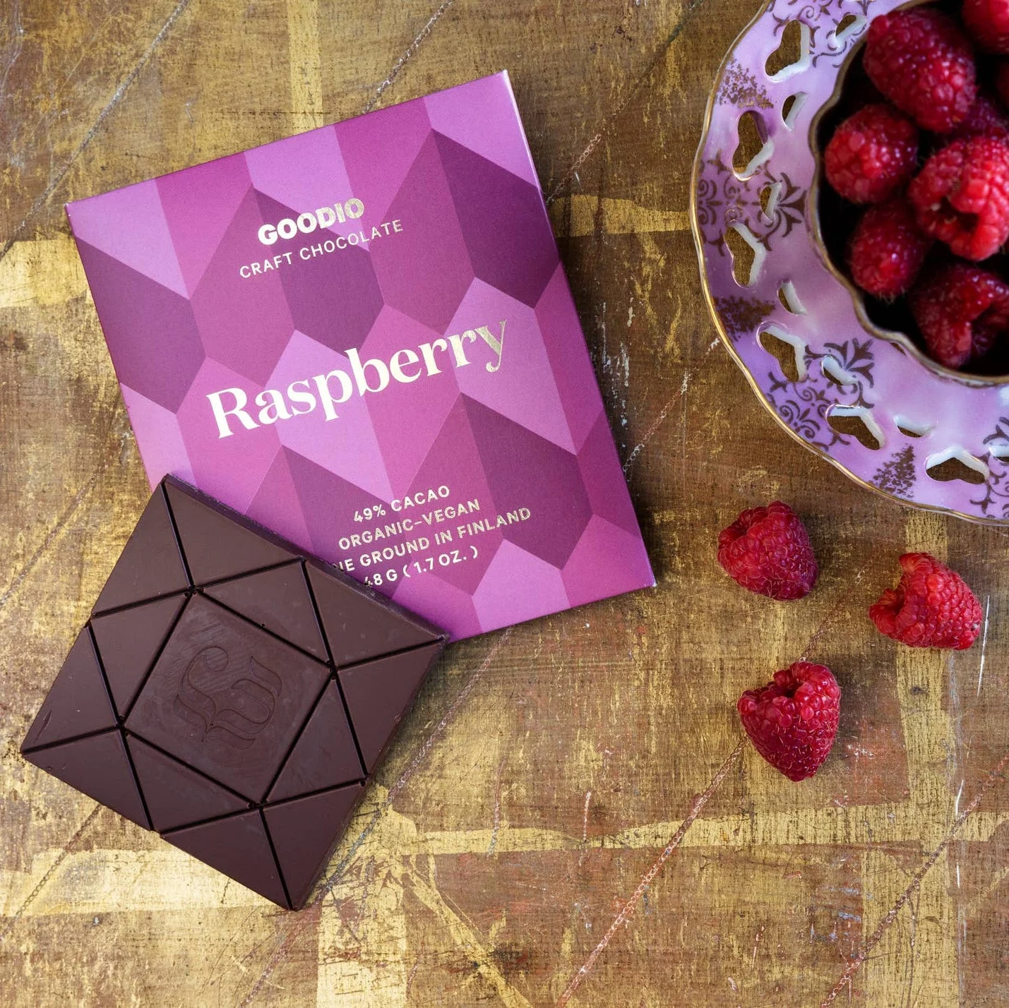 Raspberry 49% Chocolate Bar