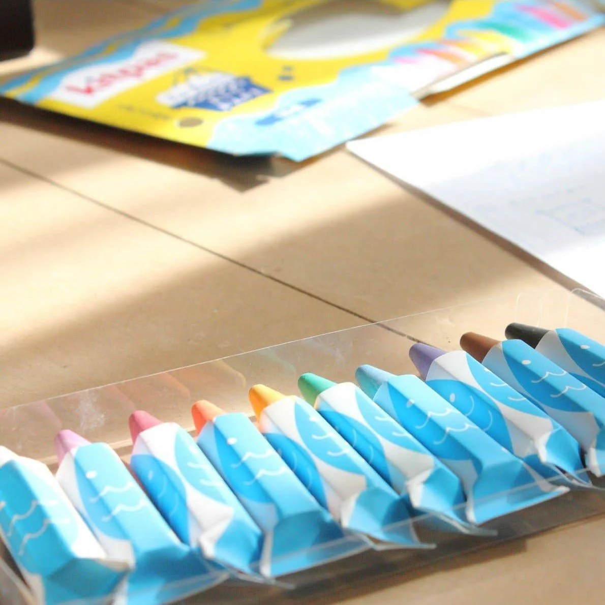 Kitpas Bath Crayons with Sponge 10 Color Set - Image 2
