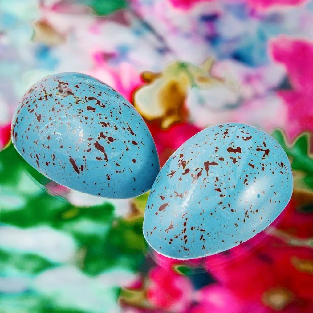 Vegan White Chocolate Robin's Eggs - Image 2