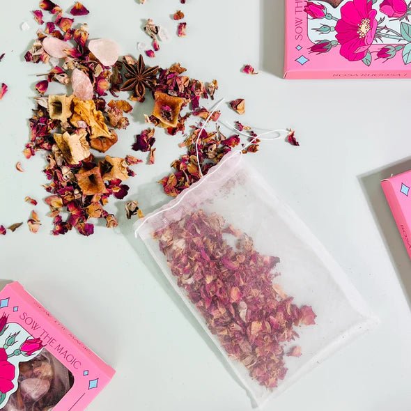 Rosa Rugosa Tarot Botanical Bath Tea - Image 2