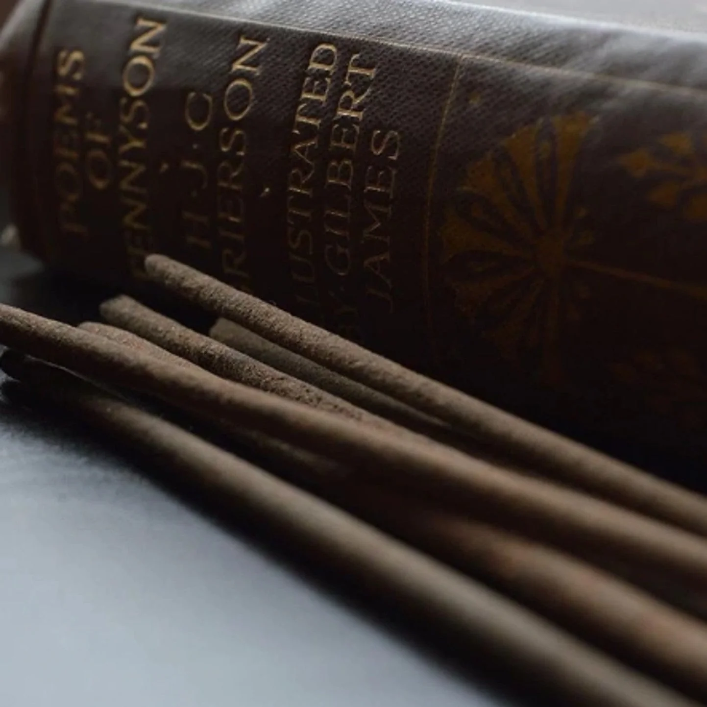 Sacred Elephant Luxury Agarwood Incense - Image 3