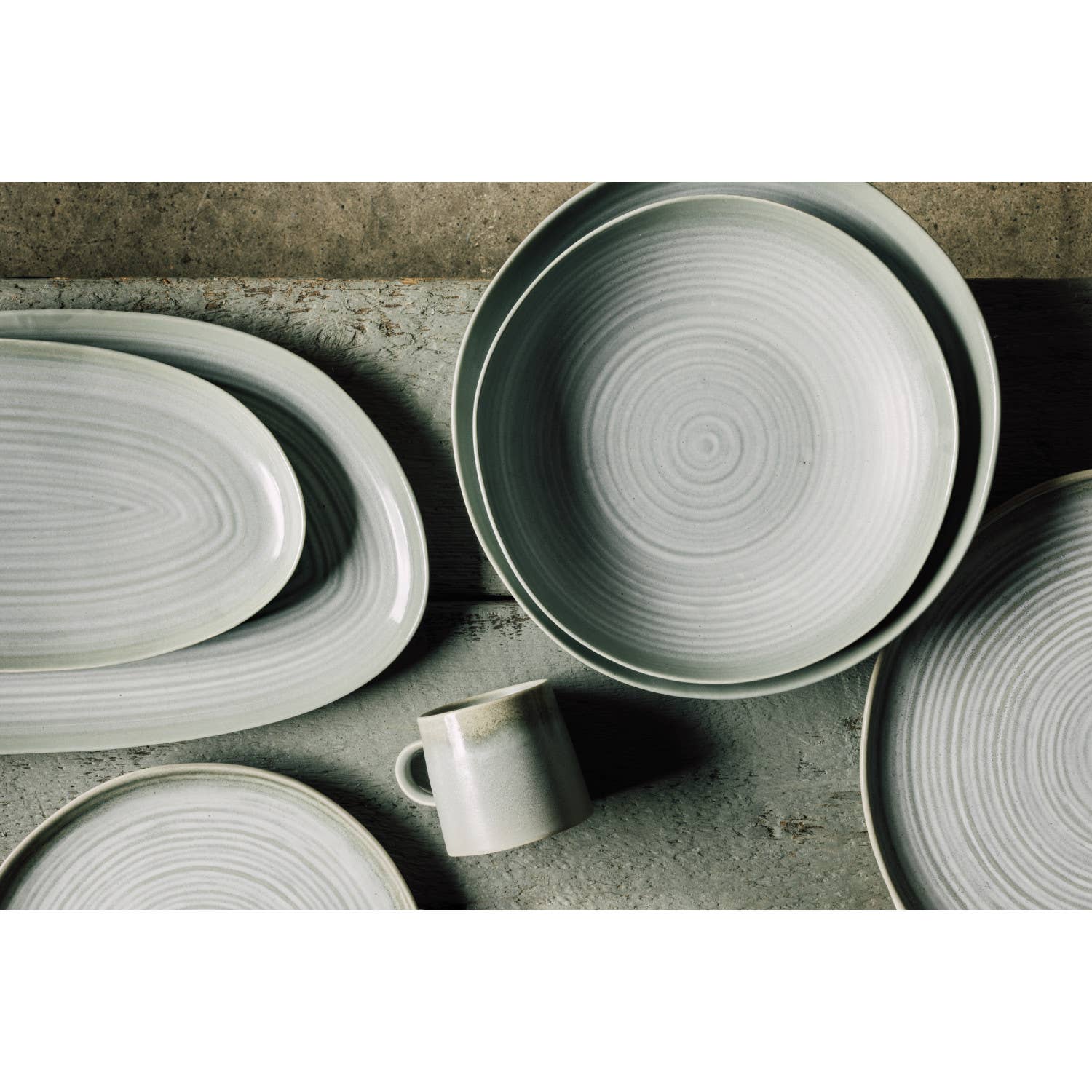 Aquarius Sage Large Oval Platter - Image 2