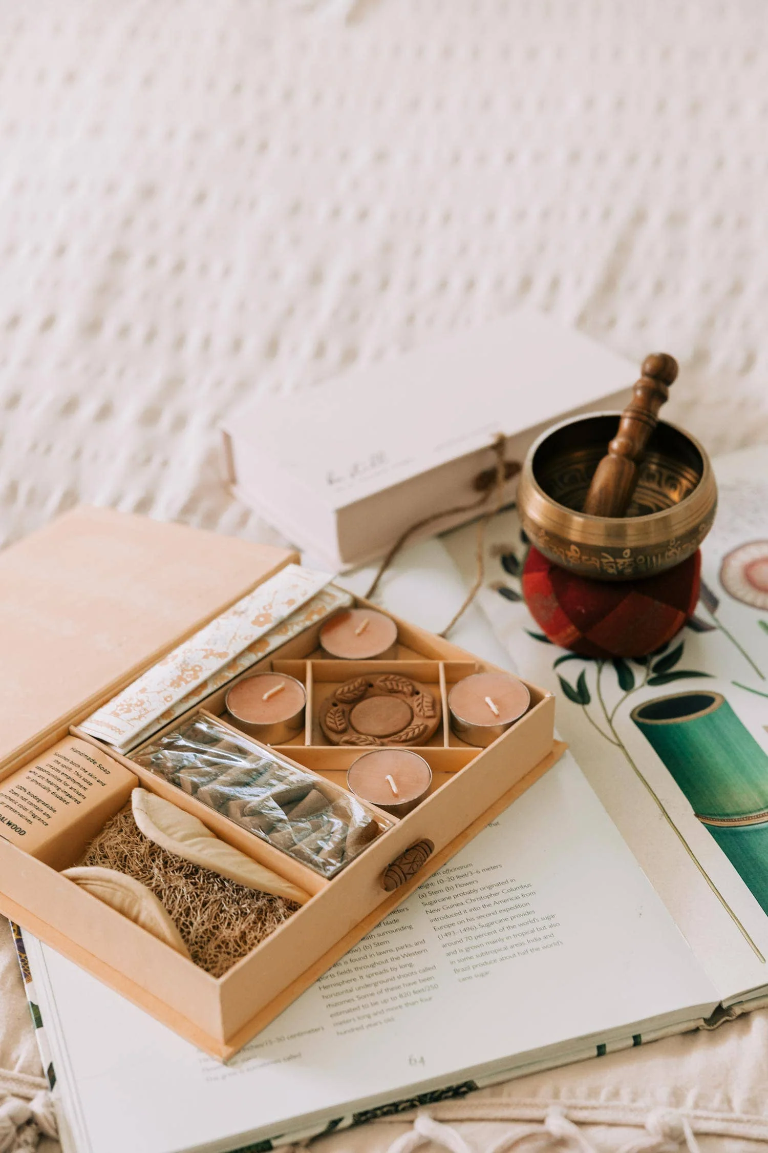 Sandalwood Incense Gift Set - Image 2