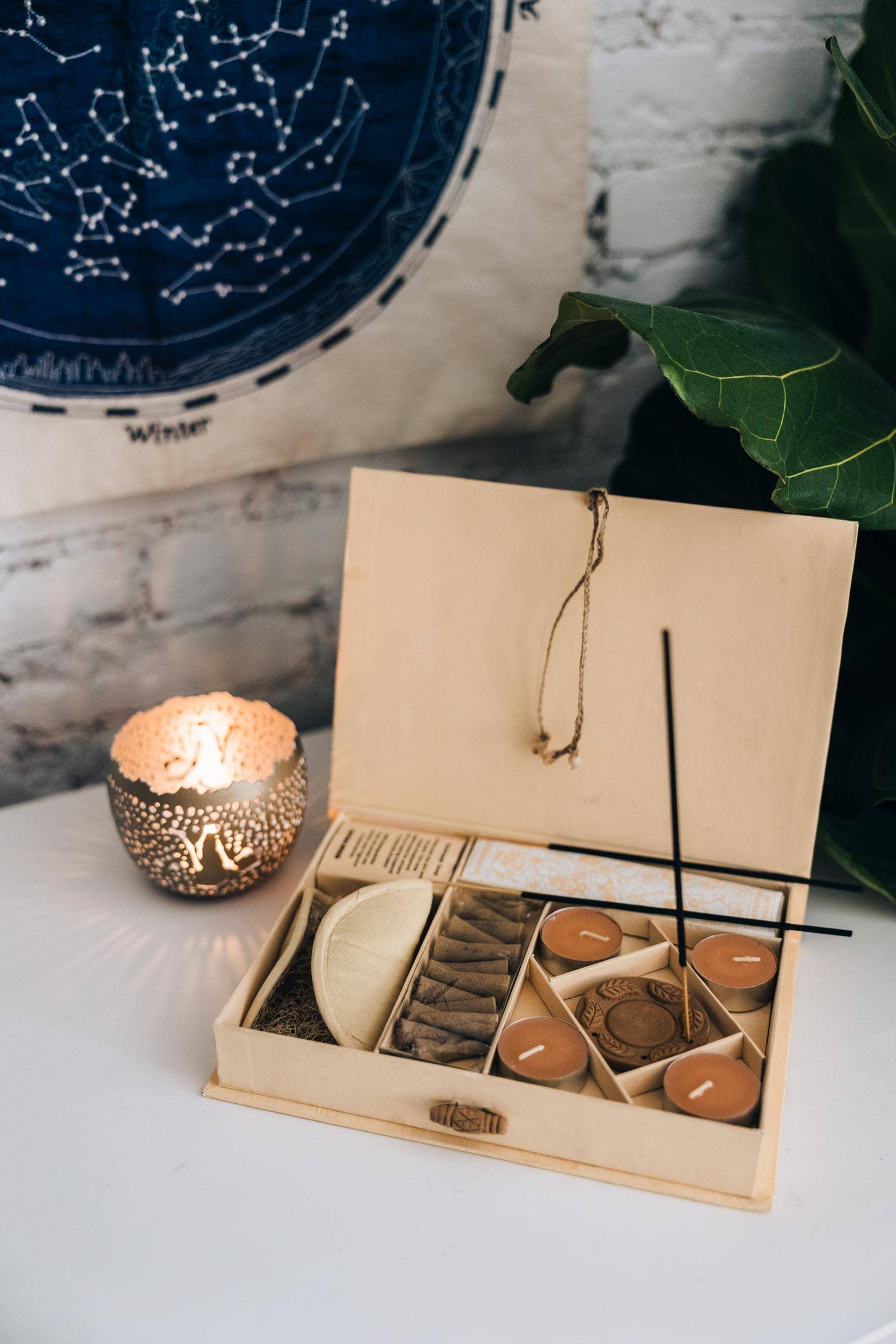 Sandalwood Incense Gift Set - Image 4