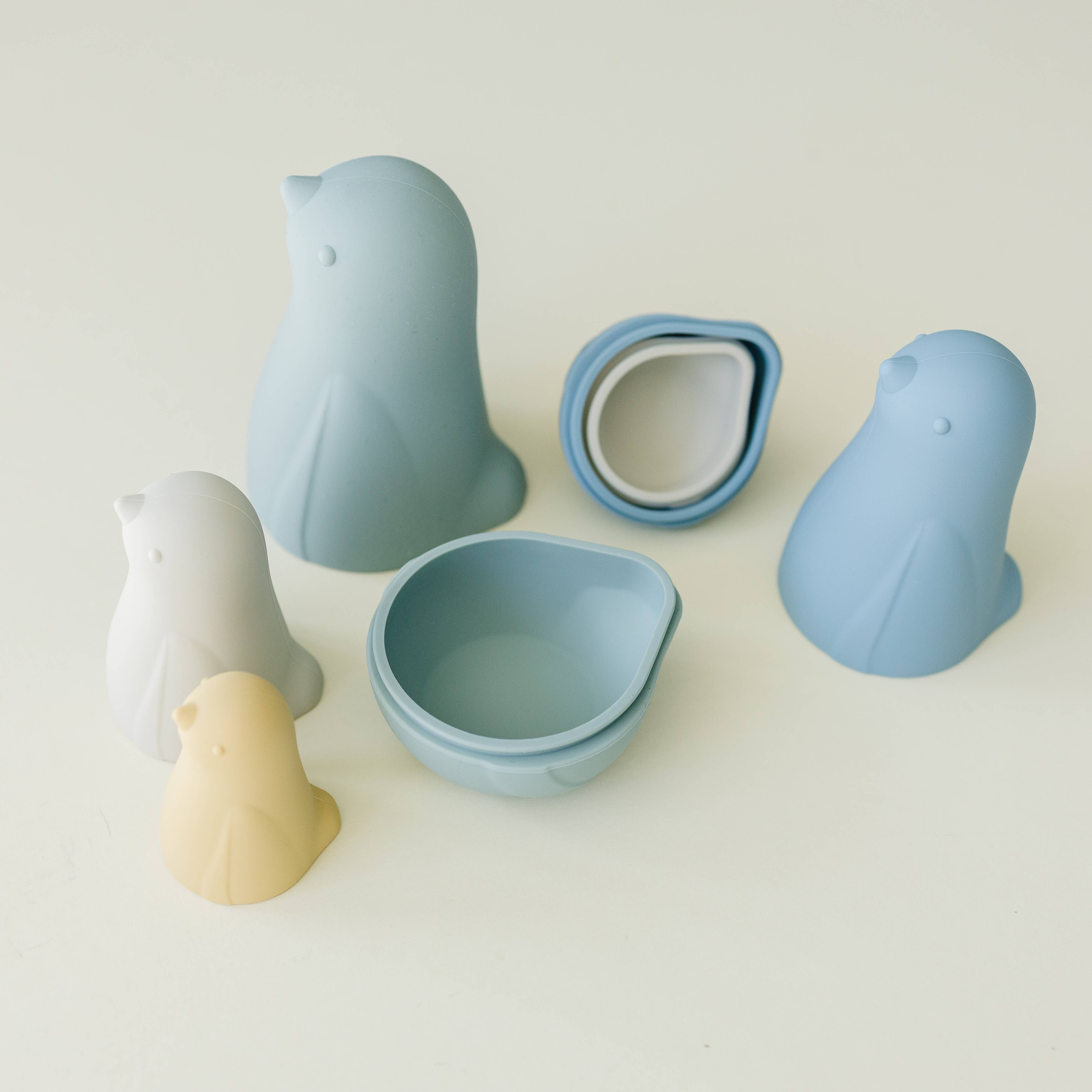 Silicone Nesting Penguin Set - Image 4