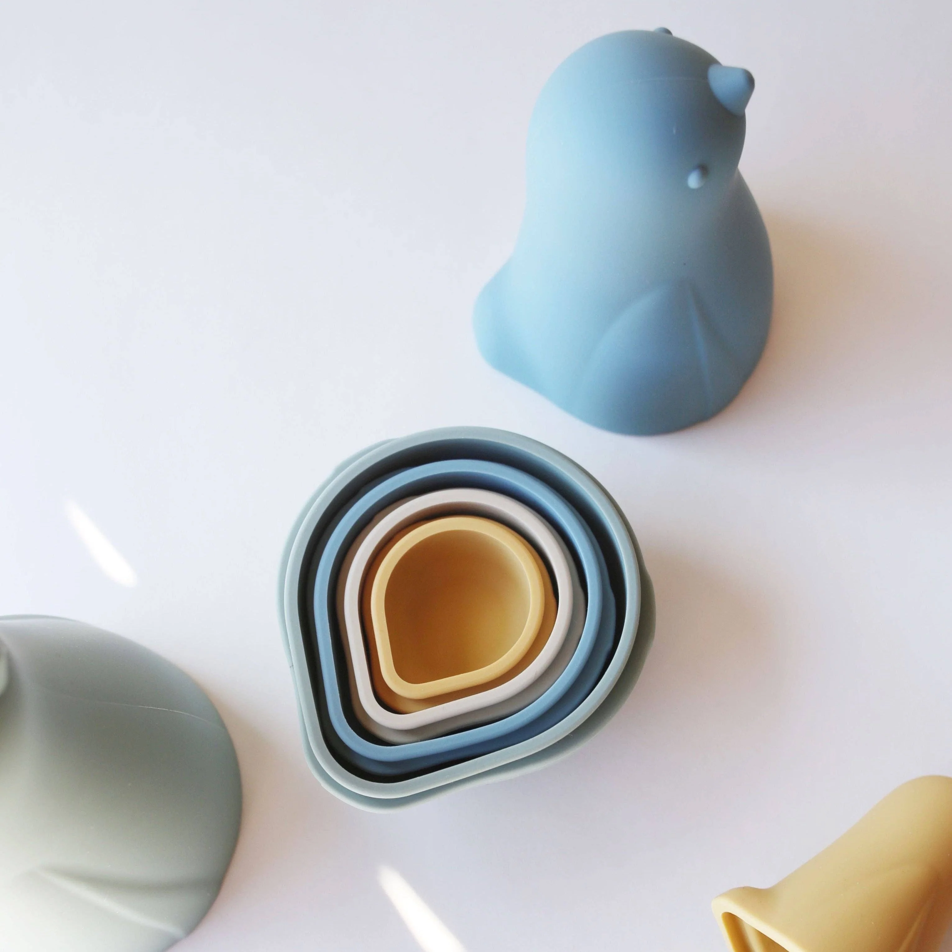 Silicone Nesting Penguin Set - Image 7