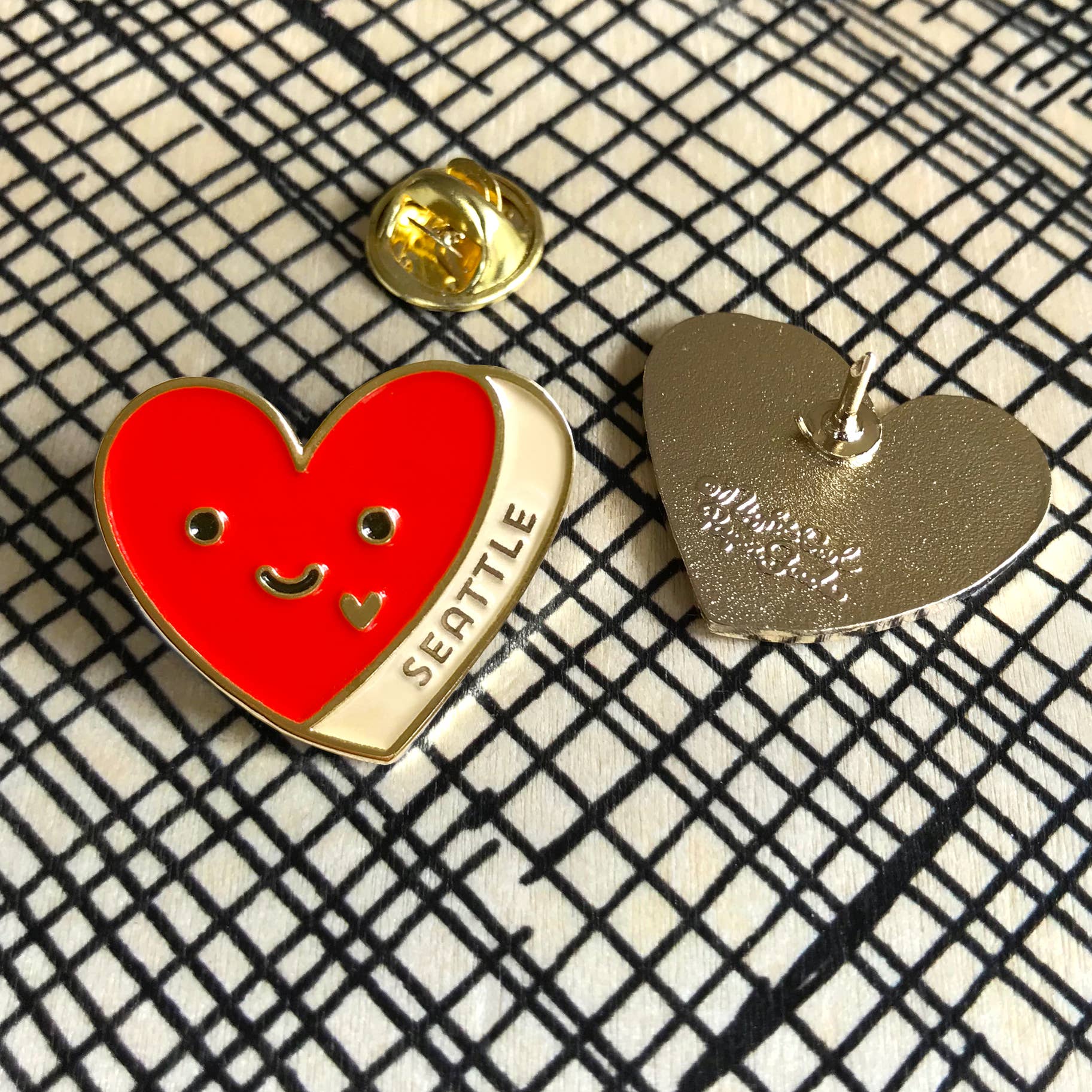 Seattle Heart Enamel Pin - Image 2