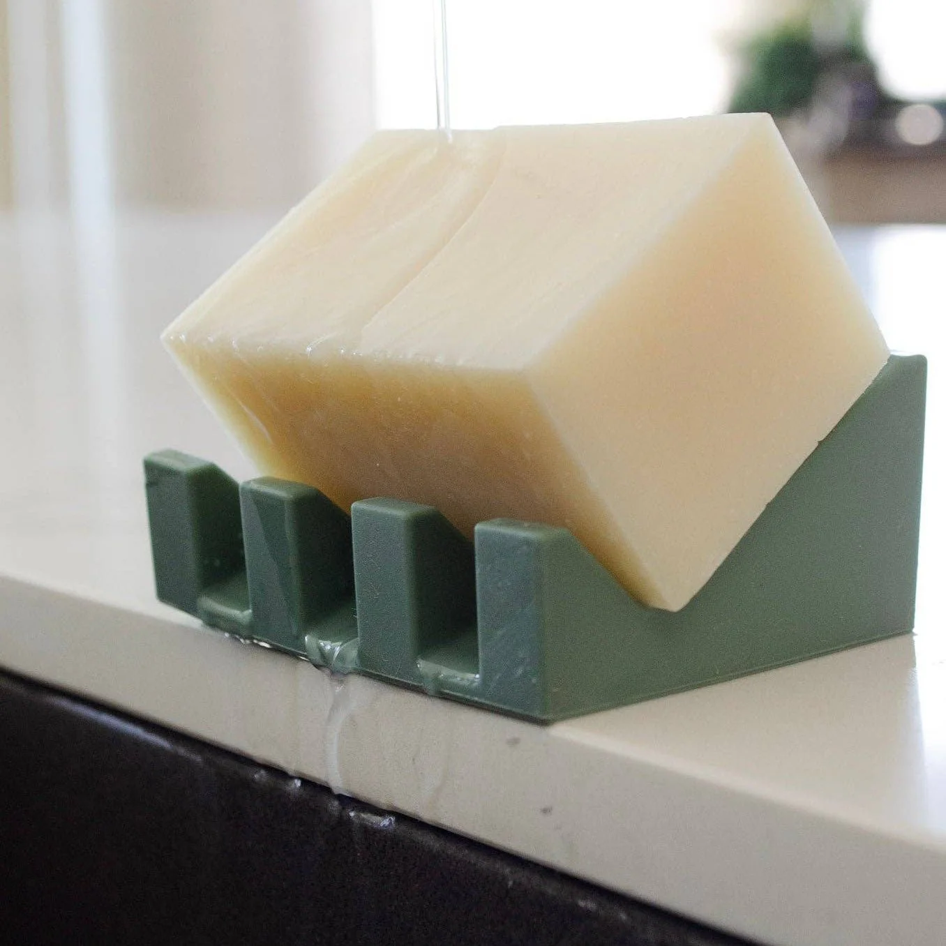 Draining Silicone Soap Dish - Image 2