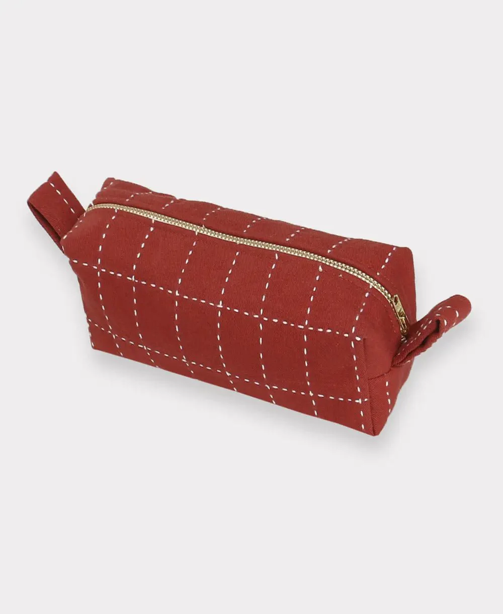 Small Grid-Stitch Toiletry Bag - Image 7