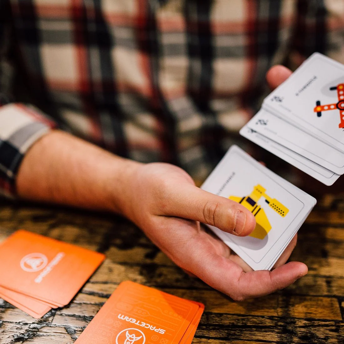 Spaceteam: A Chaotic & Cooperative Card Game - Image 2