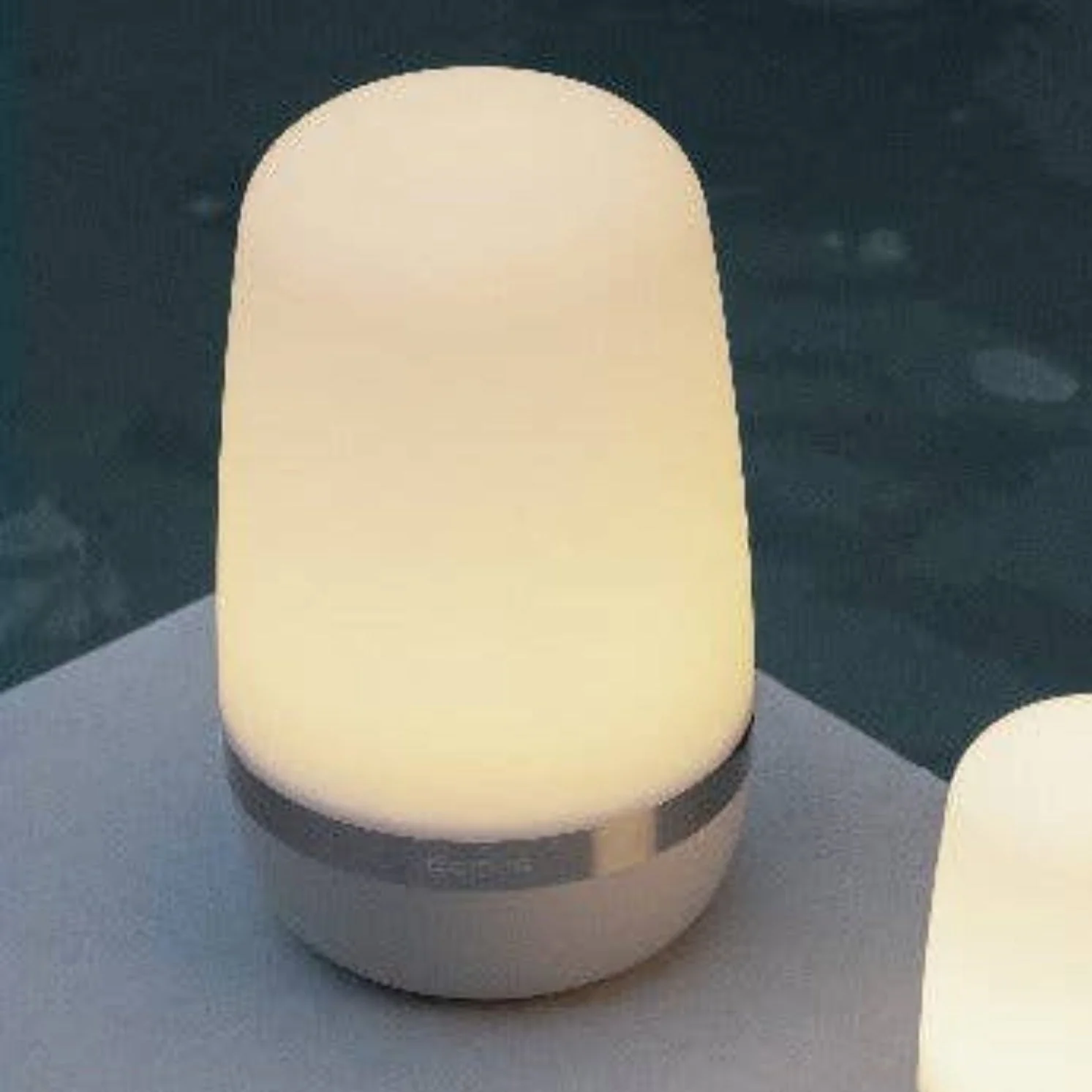 SPIRIT Indoor/Outdoor LED Lamp - Image 2