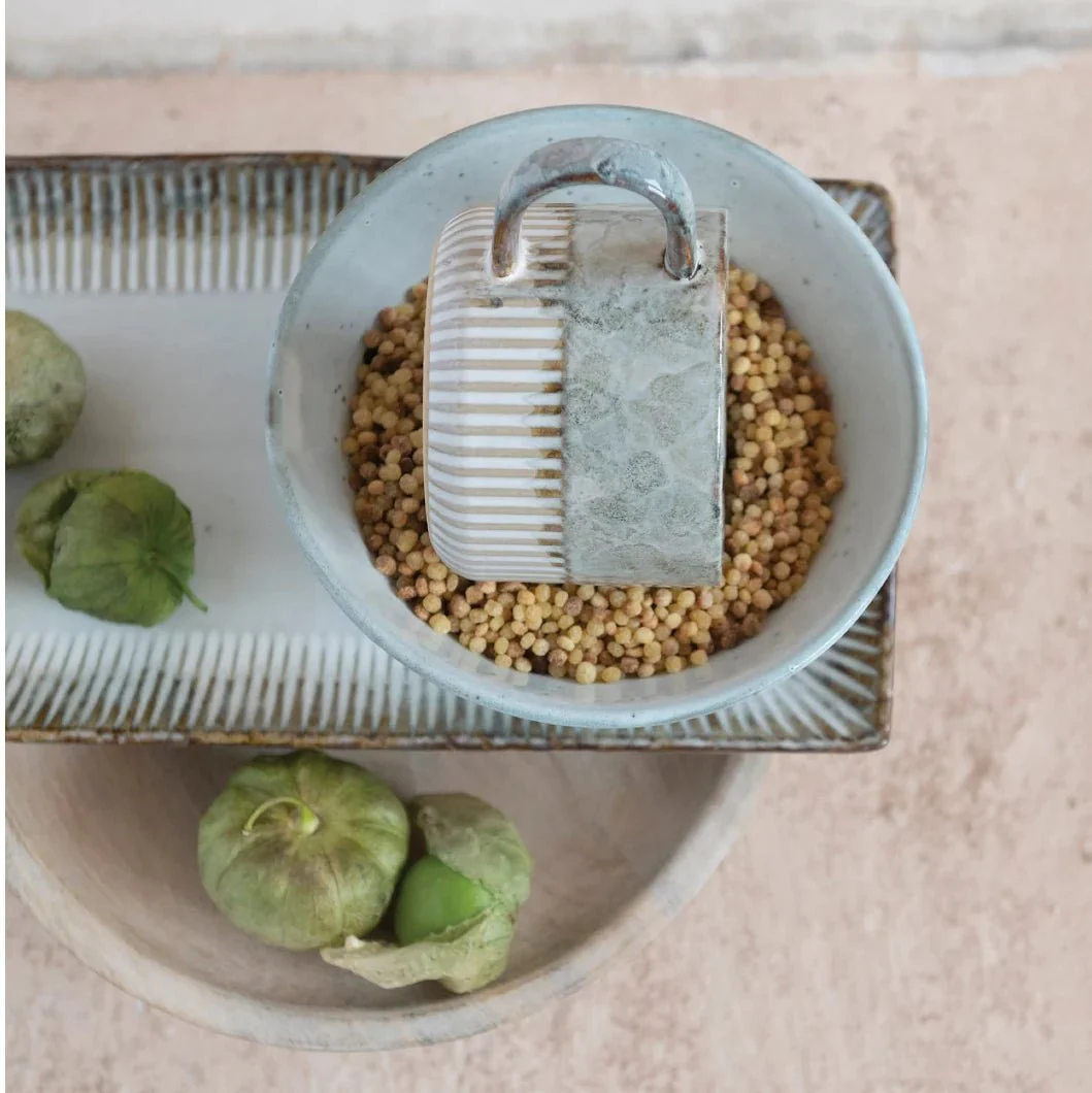 Stoneware Mug with Crimped Bottom - Image 2