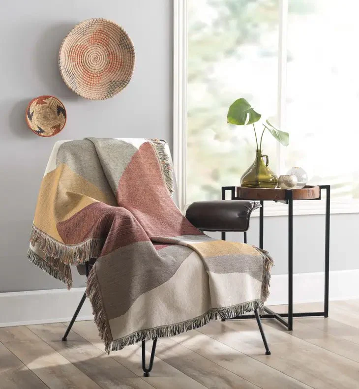 Sunset Mountain Jacquard Throw - Image 2