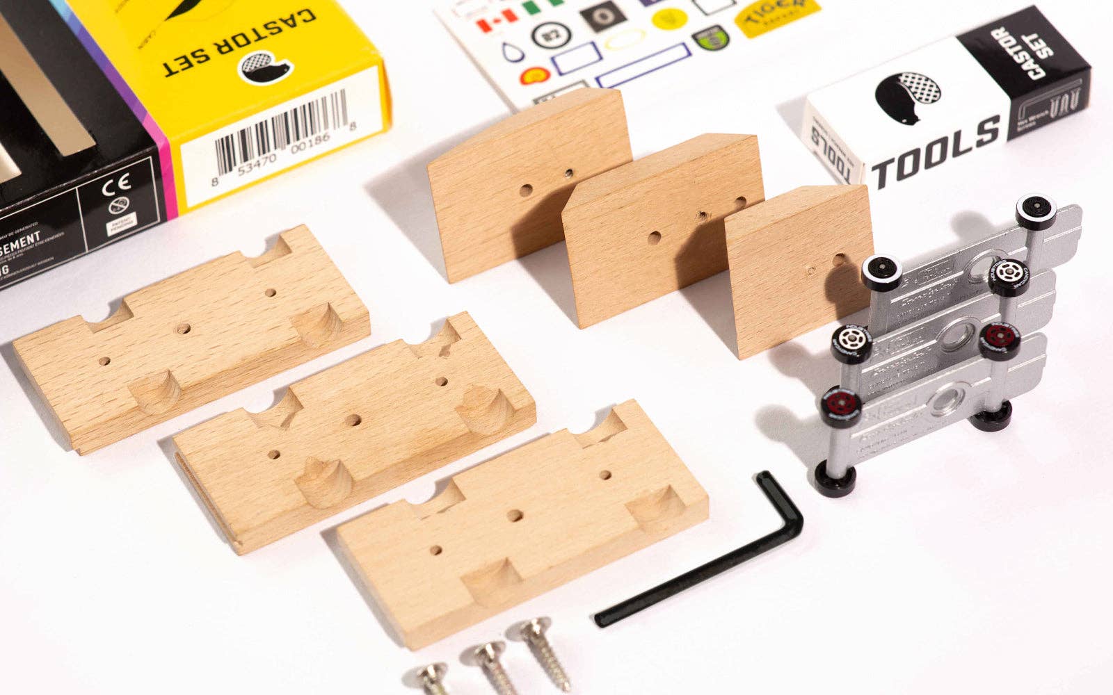 The Castor Wooden Car Set - Image 7