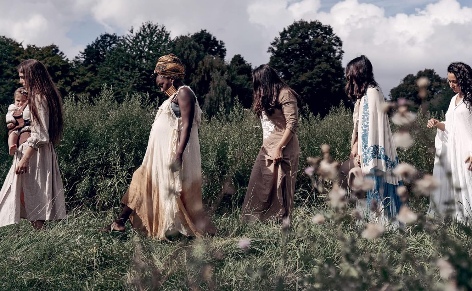 The Women's Circle - Image 4