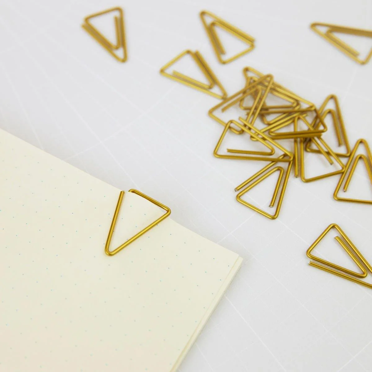 Triangle Paper Clips - Image 2