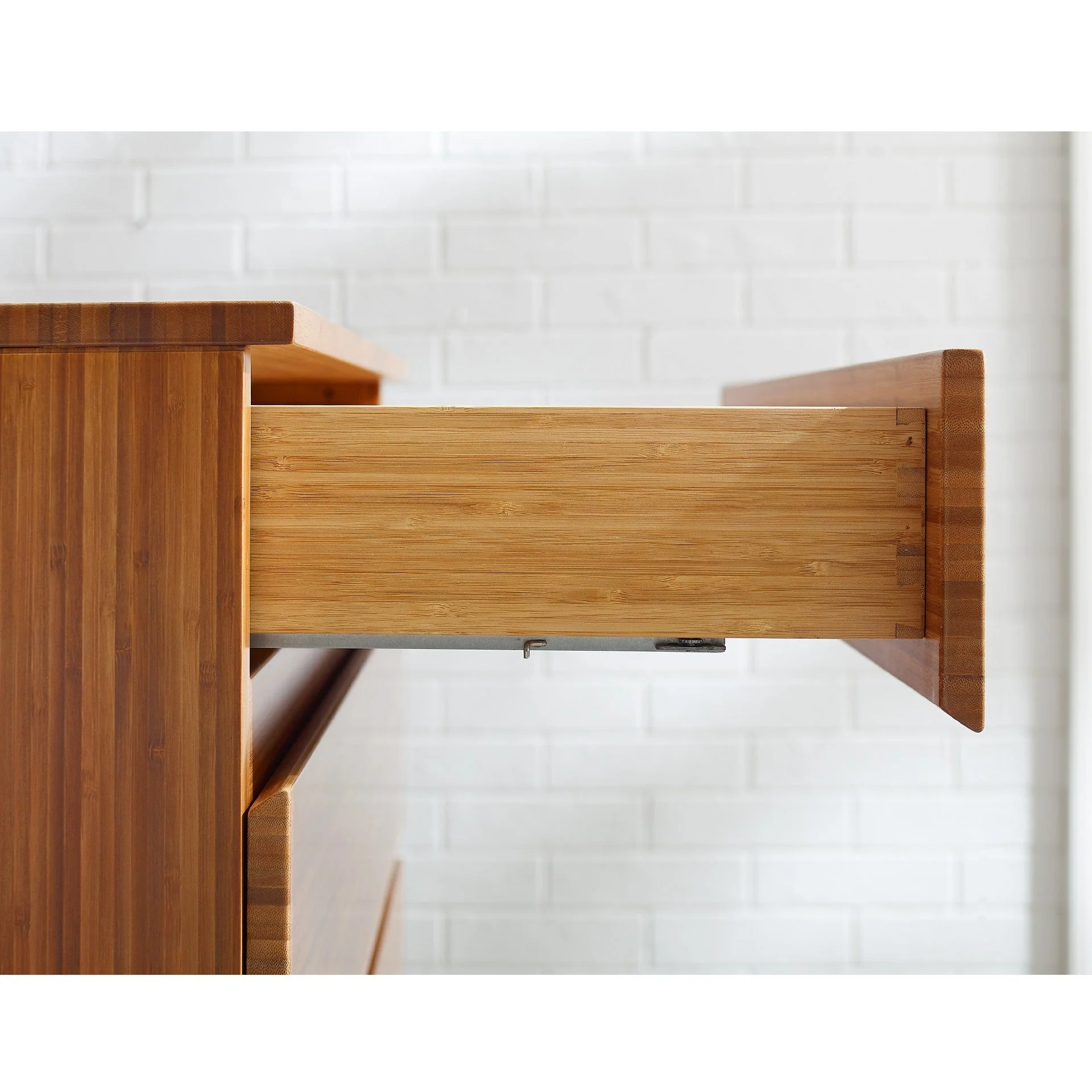 Ventura 4 Drawer Chest - Image 8