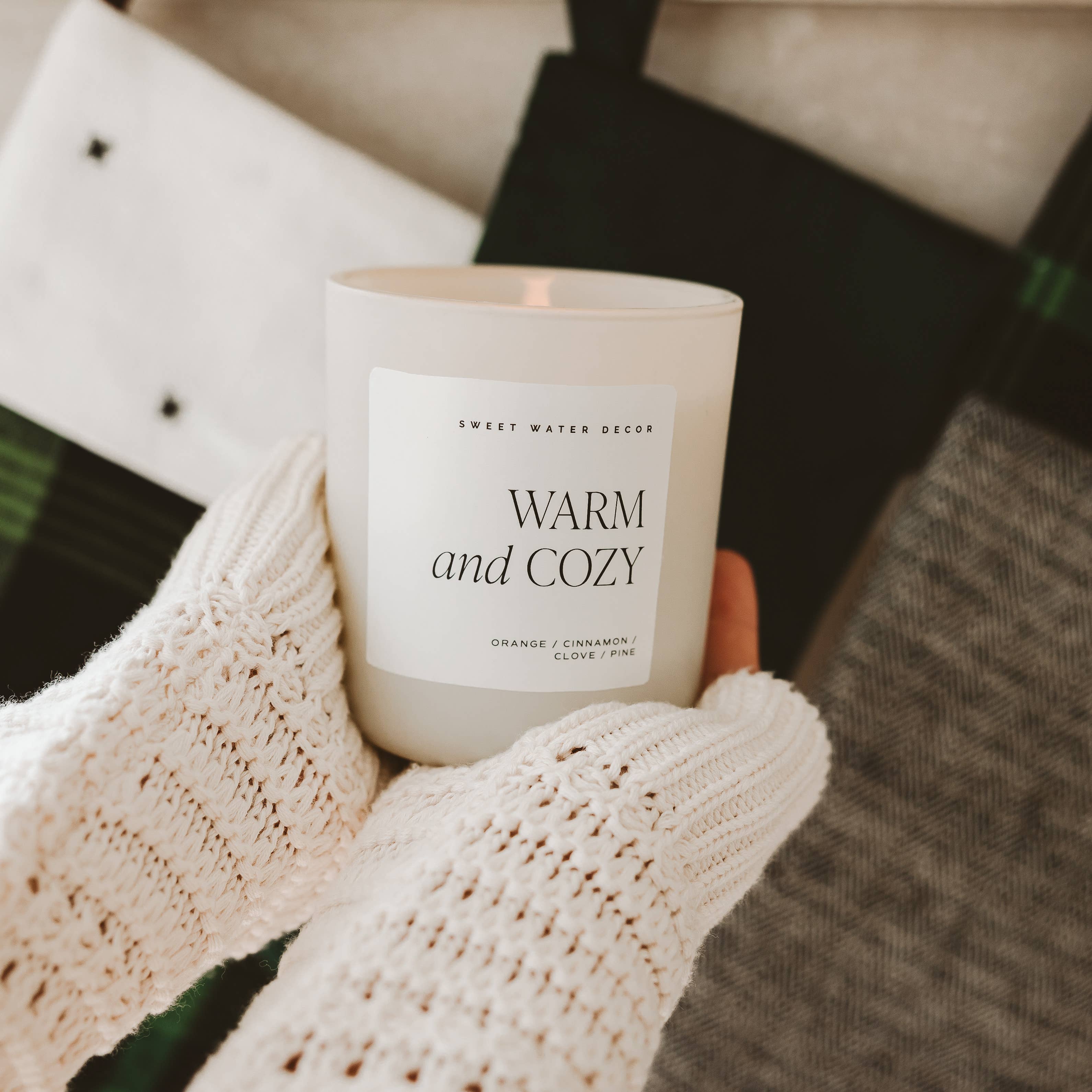 Warm + Cozy Candle - 15oz - Image 3