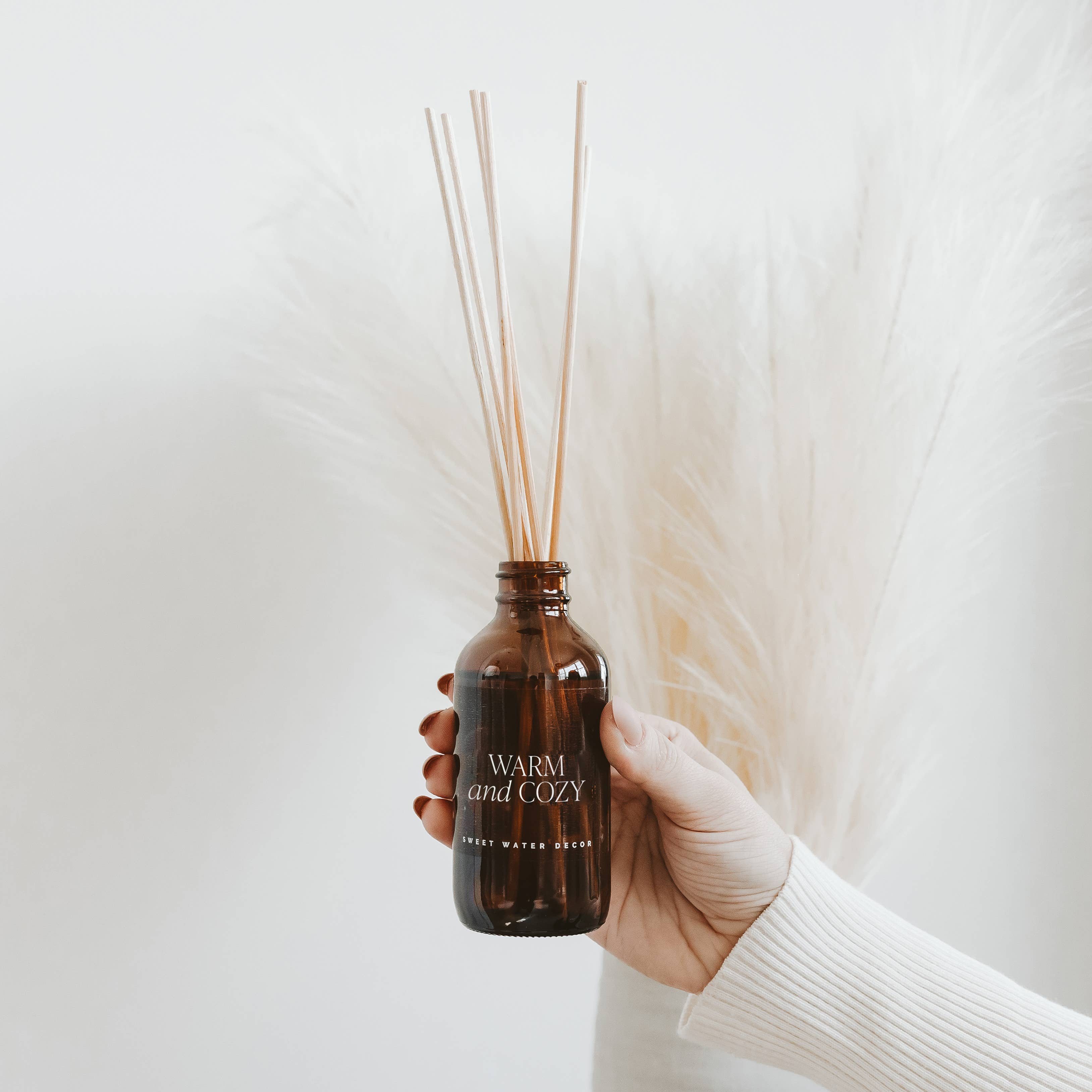 Warm & Cozy Reed Diffuser - Image 4